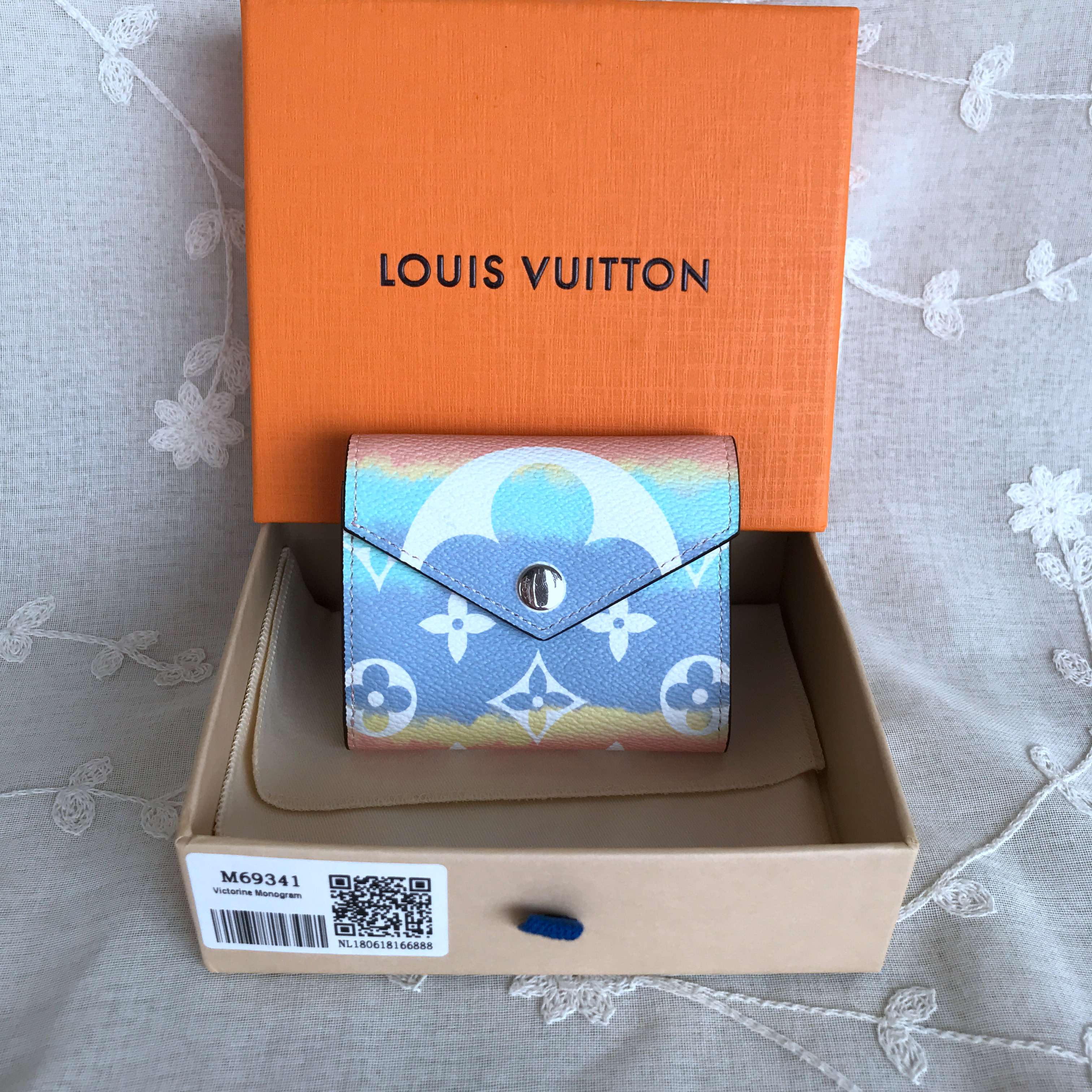 LV Wallet  M69341