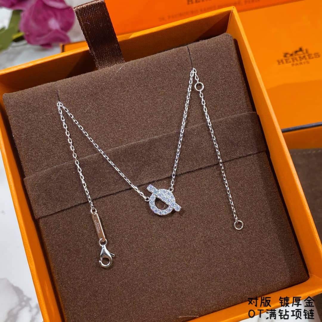 Knockoff Hermes Logo Necklace