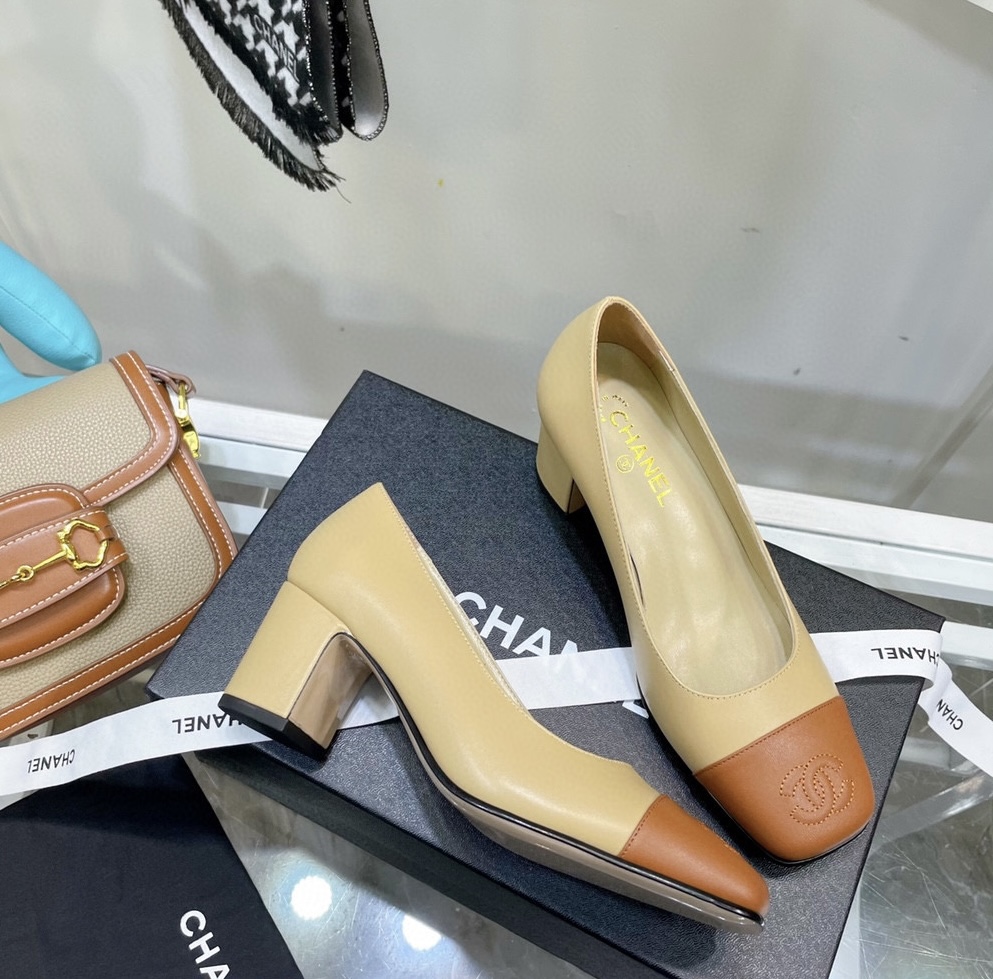 Chanel Shoes487