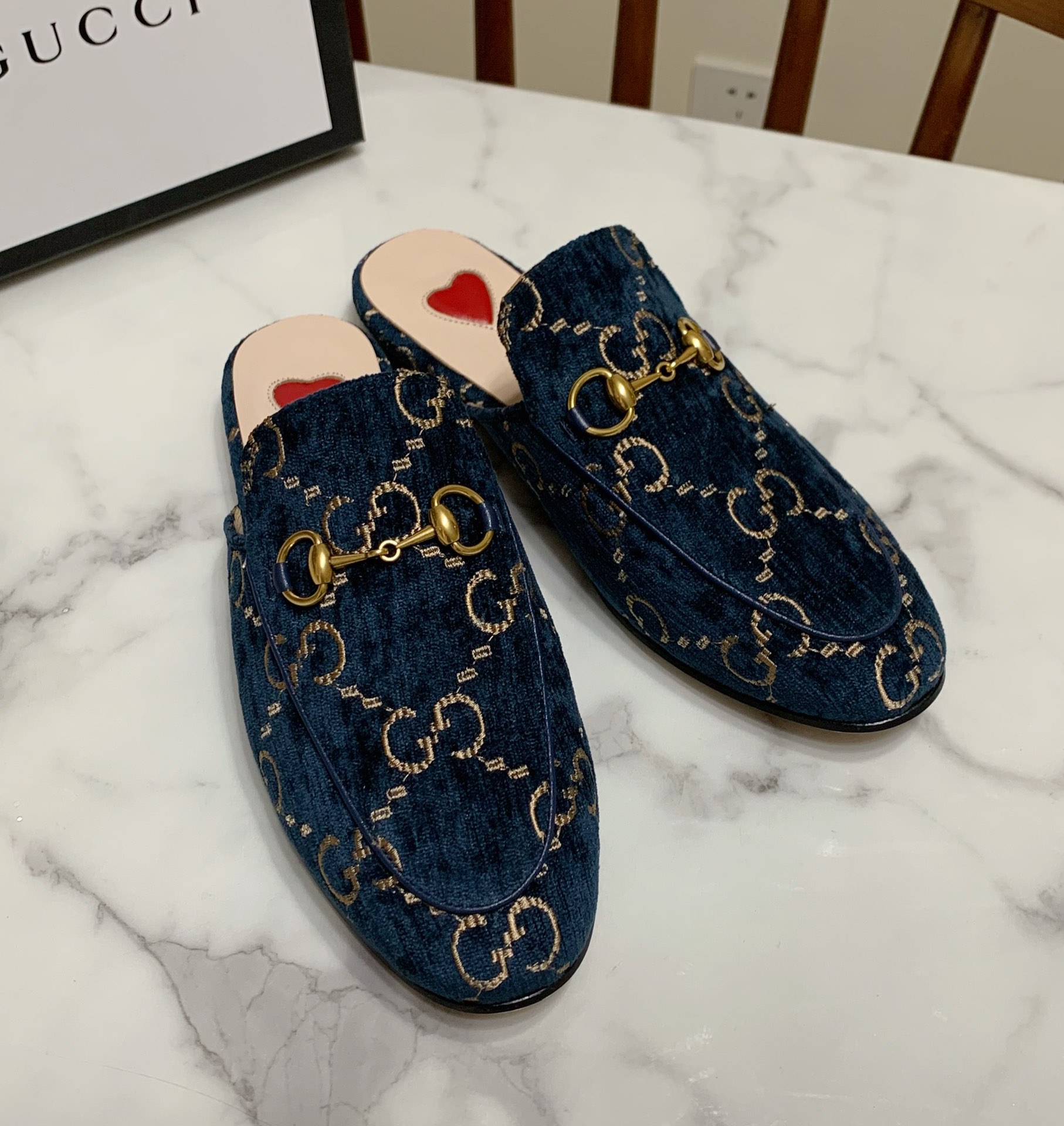 Gucci shoe330