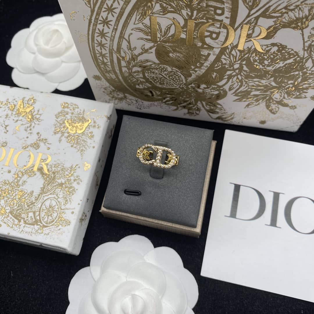 7 Star Dior Ring