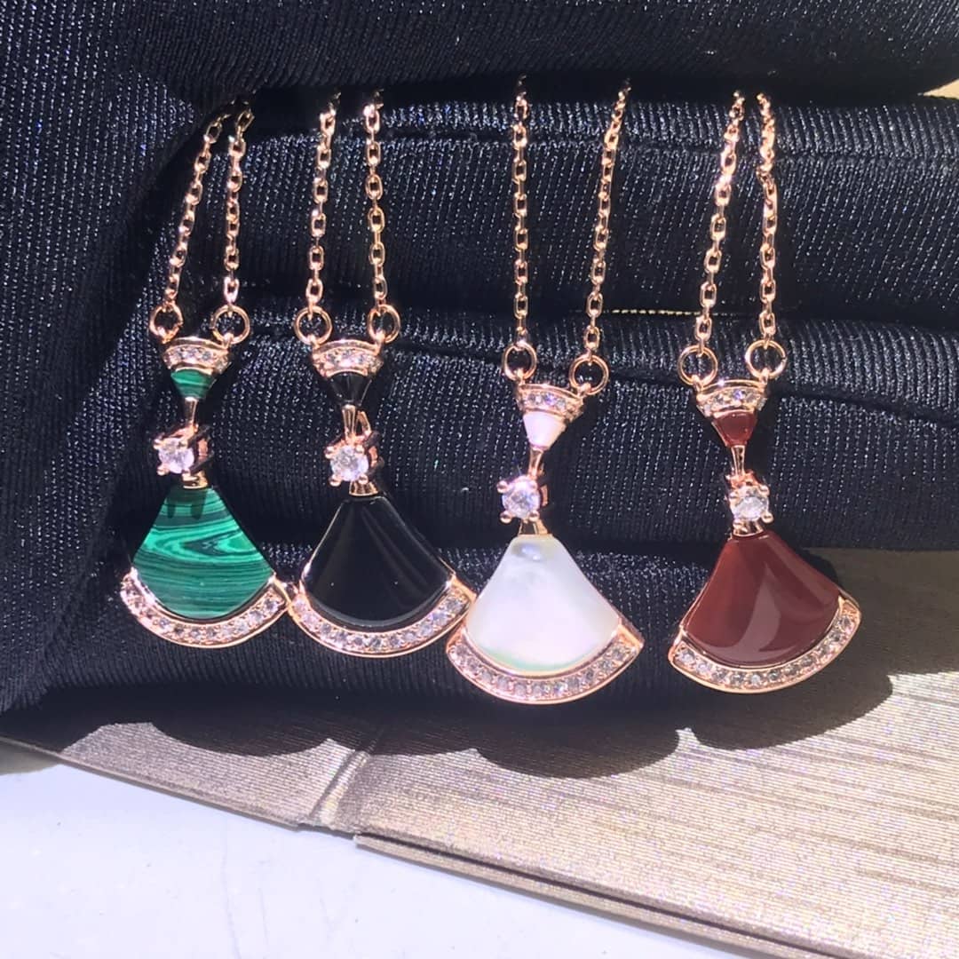 Replica Bvlgari Necklace