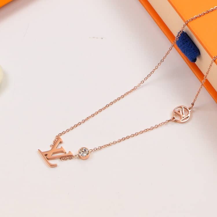 Fake Louis Vuitton Designer Necklace Wholesale