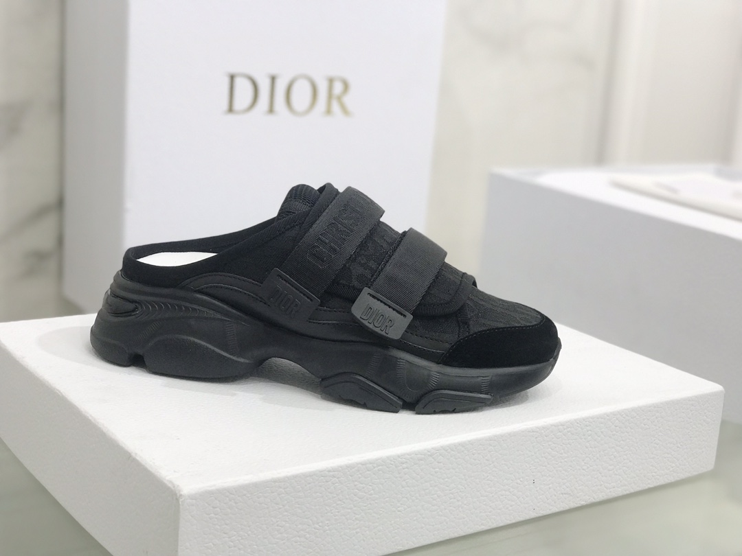 Dior shoes257