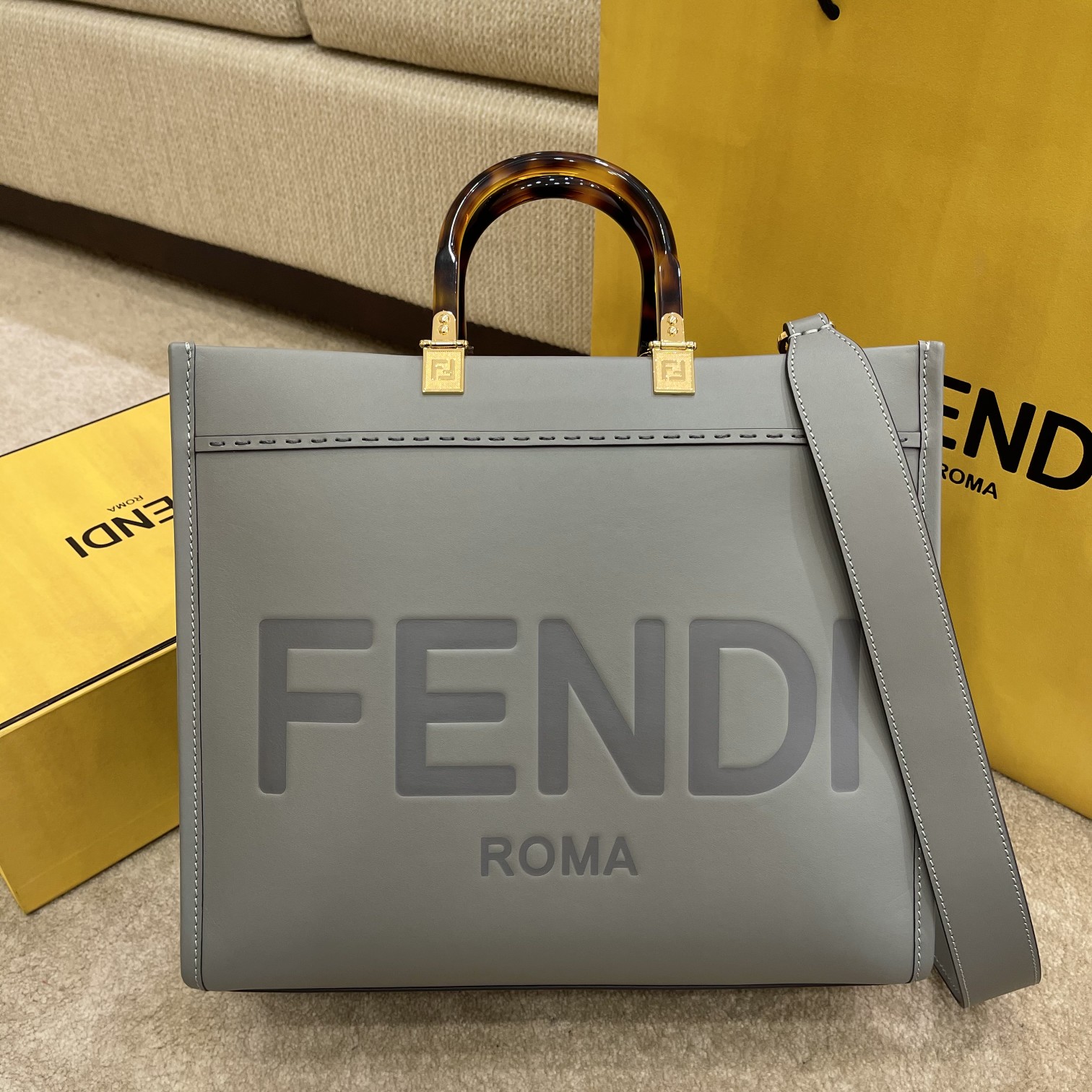 Fendi tote