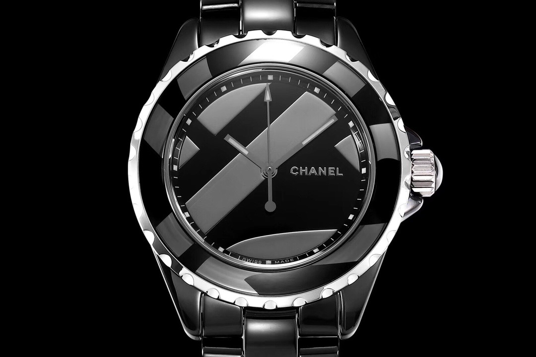 Chanel J12 series H5581 watch