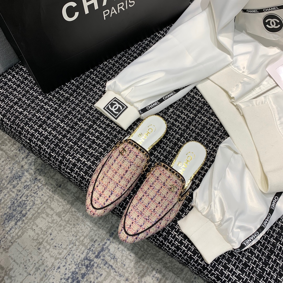 Chanel Shoes53