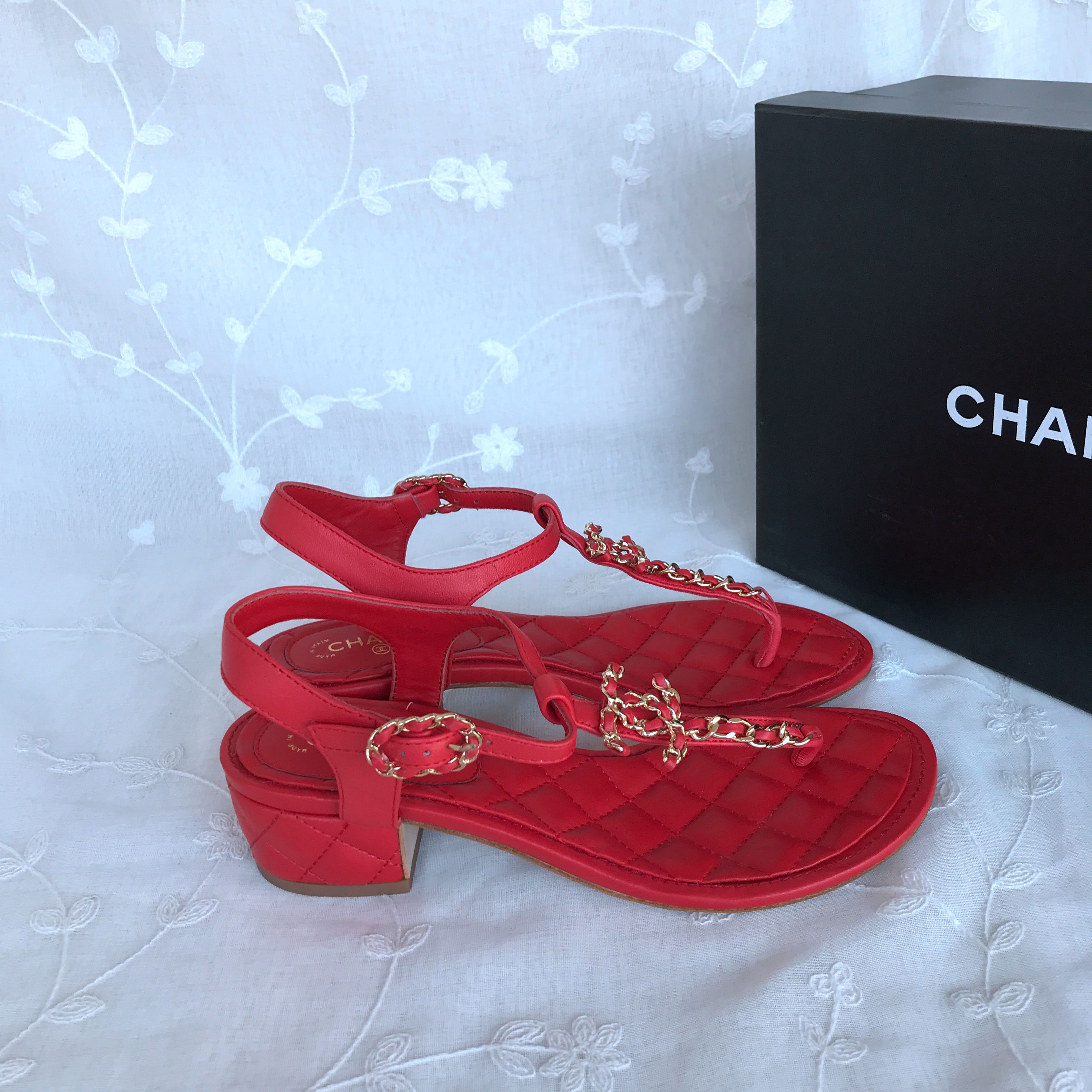 Chanel Sandals 833036