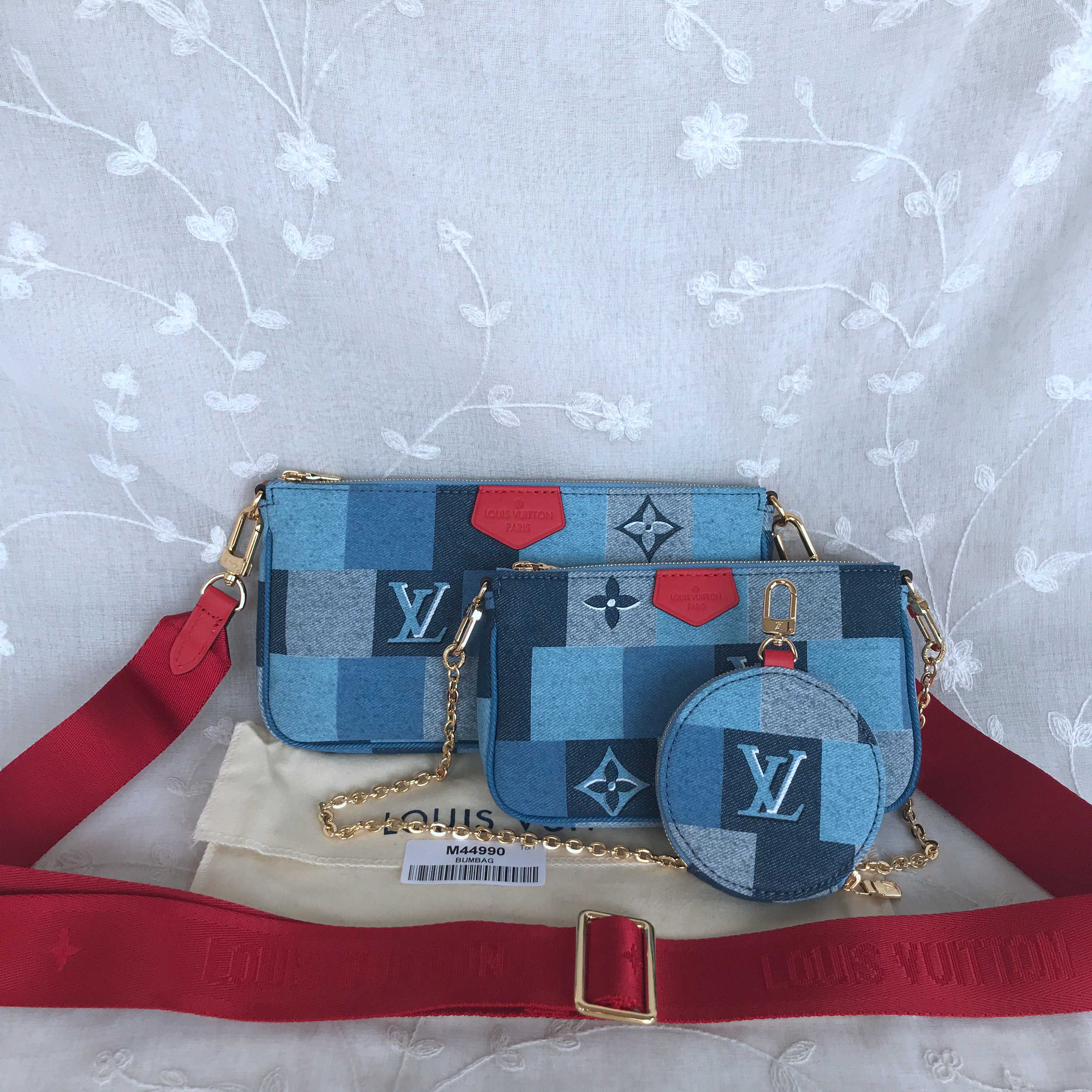 LV MULTI POCHETTE ACCESSORIES M44990
