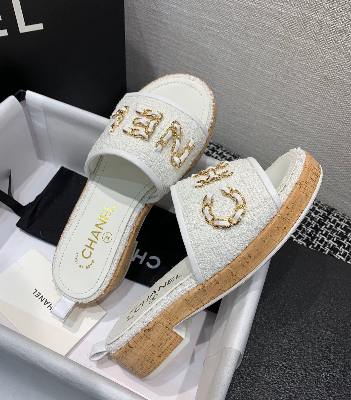 Chanel Shoes322