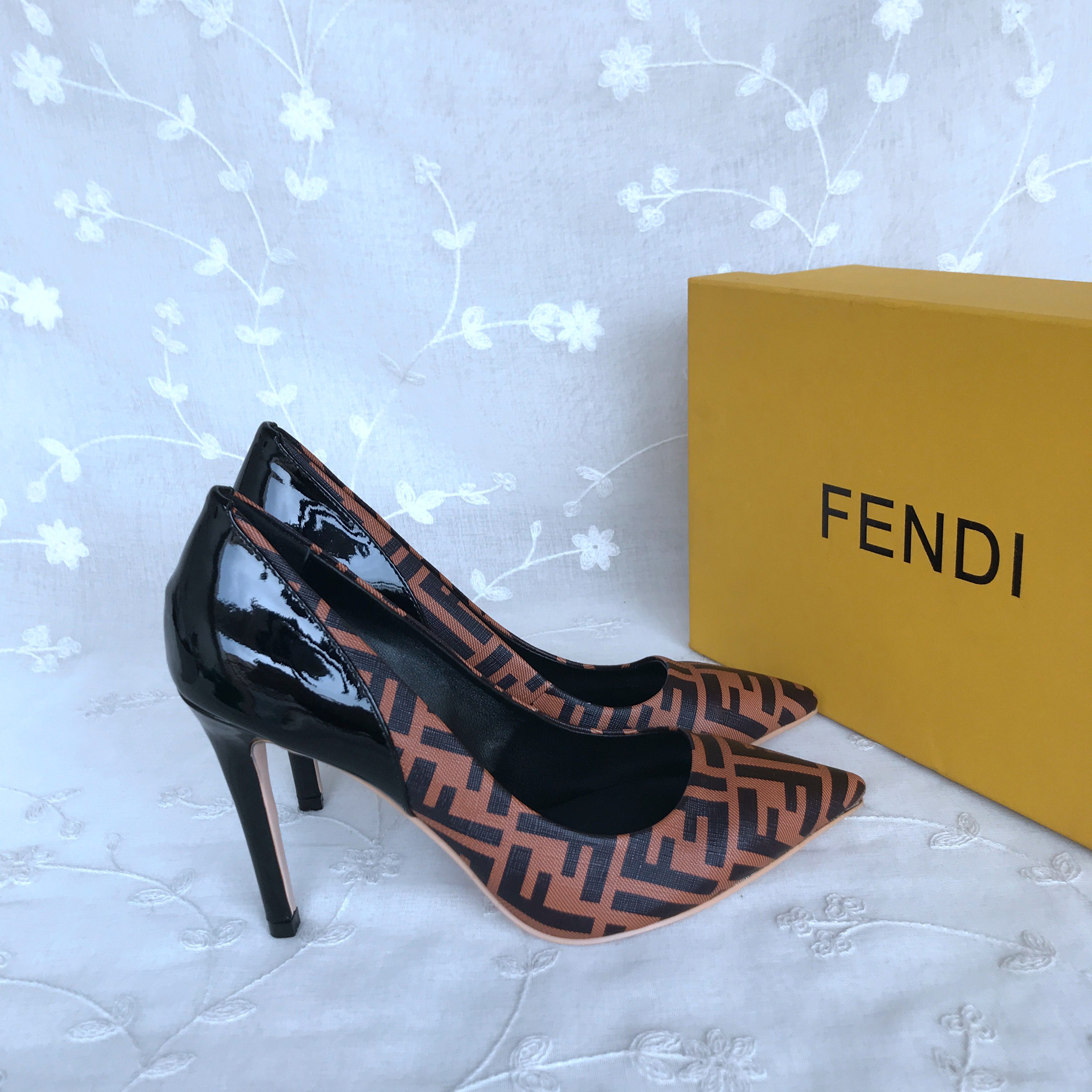 Fendi High heels 846647