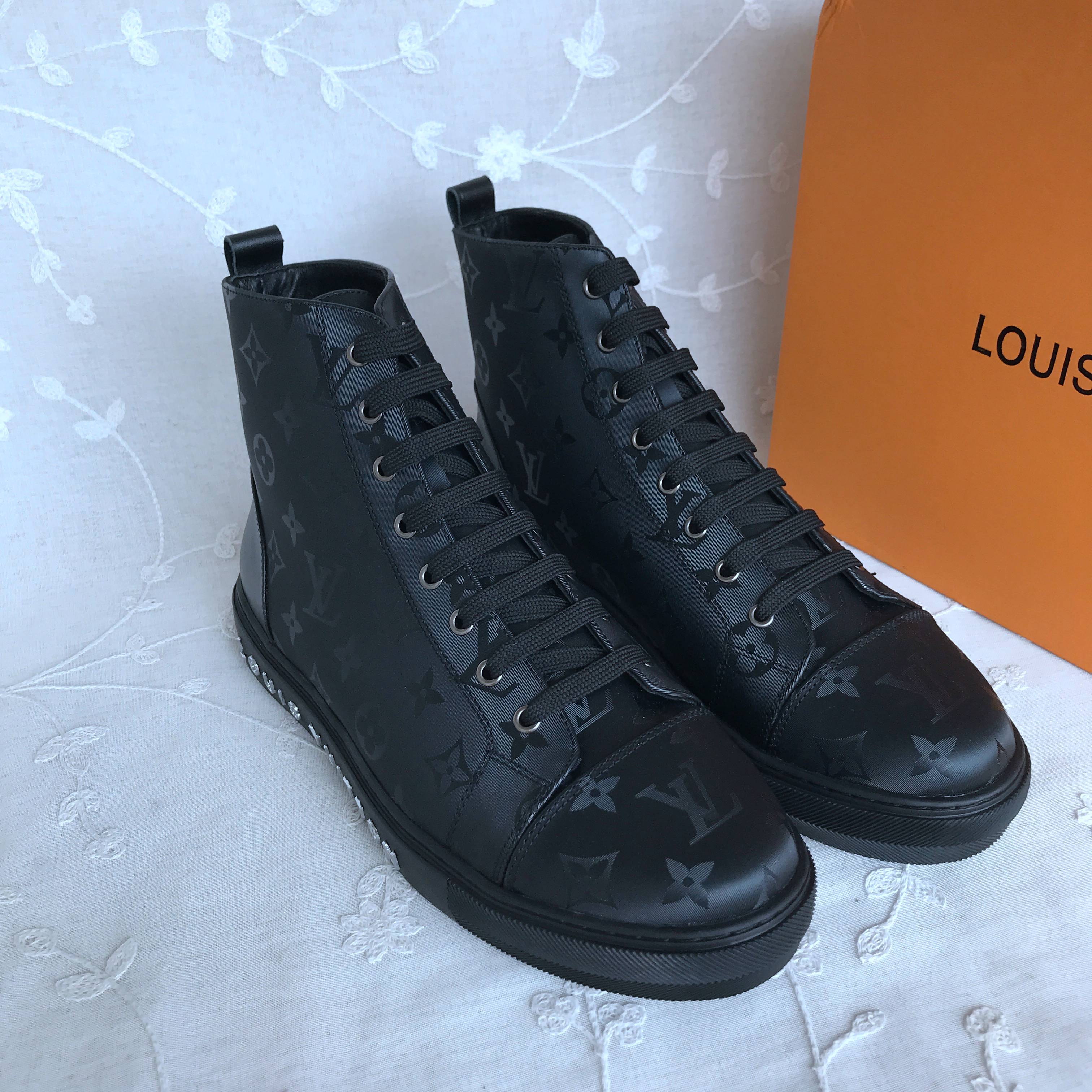 LV Casual shoes