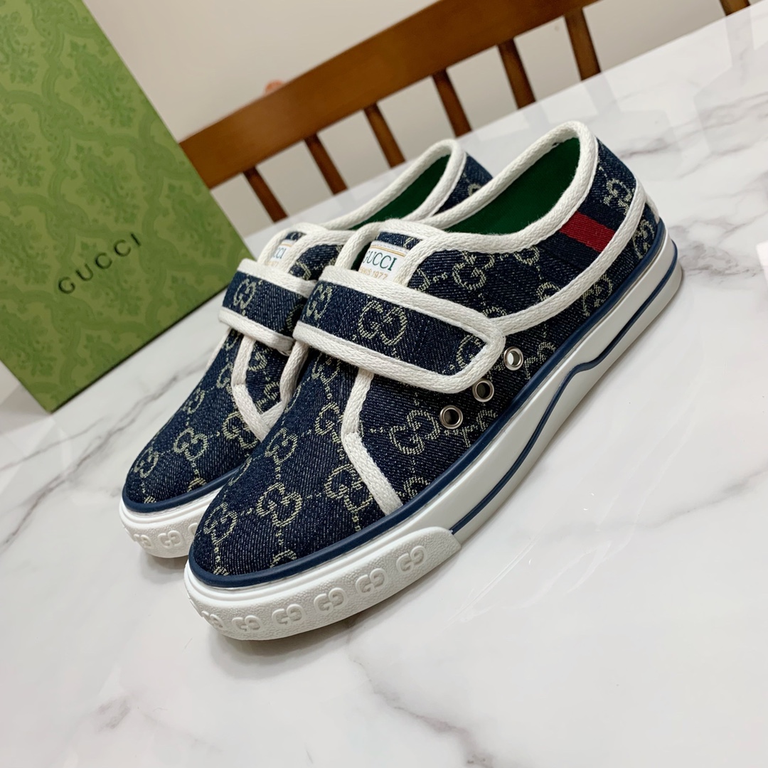 Gucci shoe112