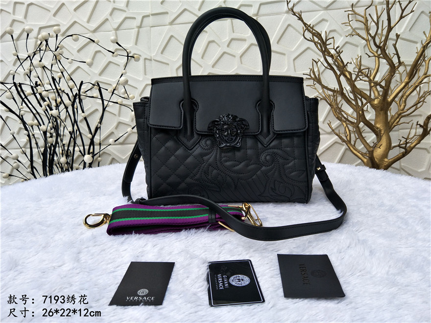 Versace AAA Quality Messenger Bags #596826