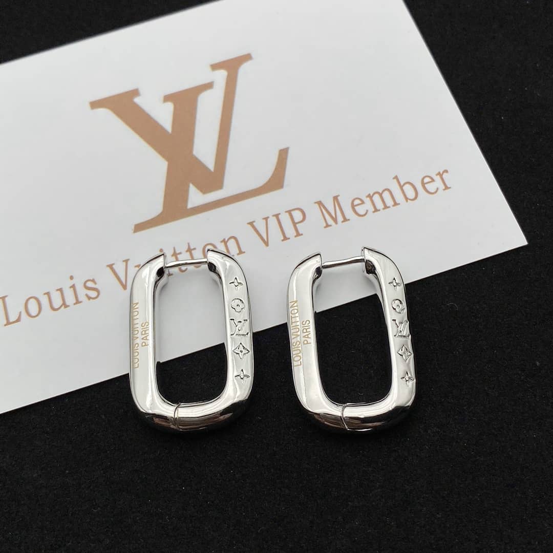 Knockoff Louis Vuitton Logo Earrings