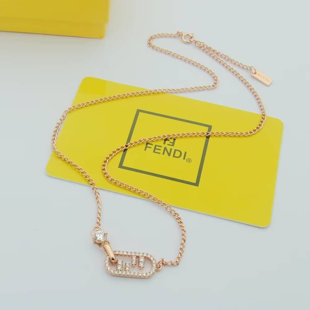 1:1 Fendi Necklace Online