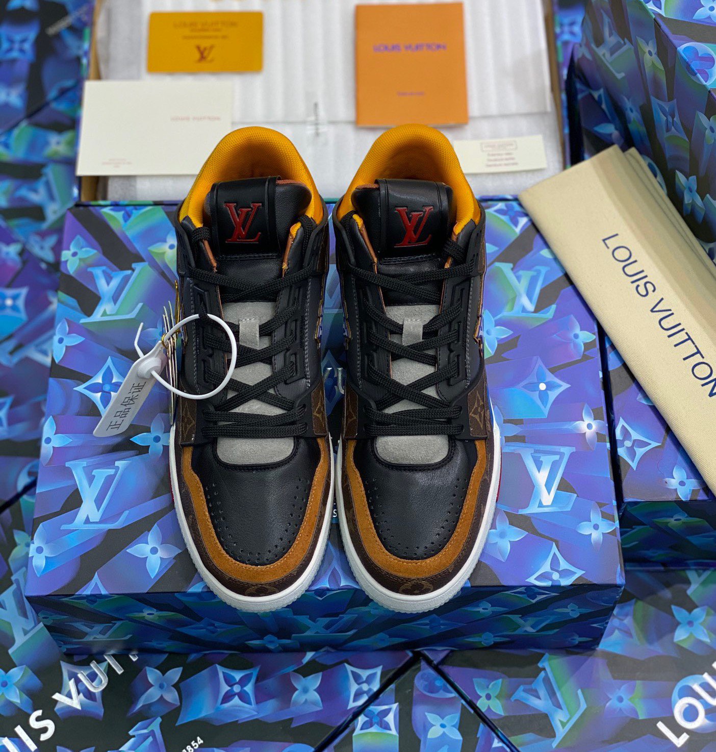 LV shoes324