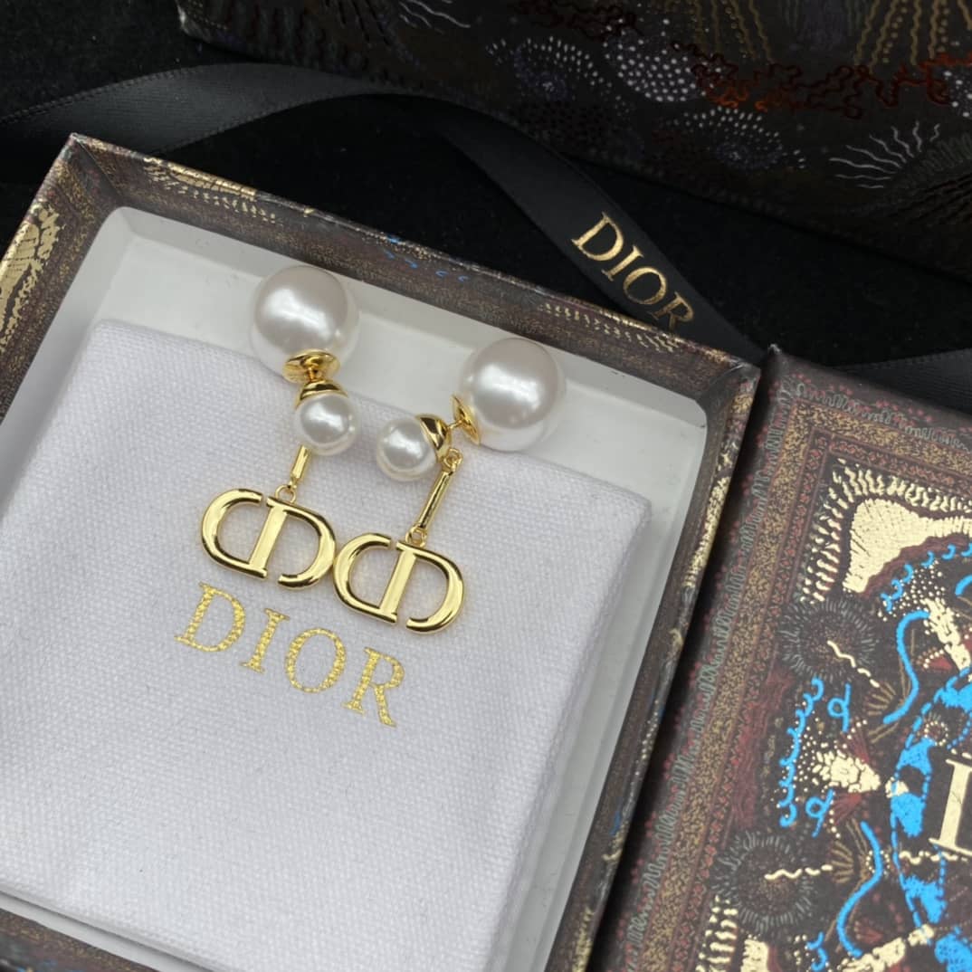 Dior Cheap Luxury Earrings