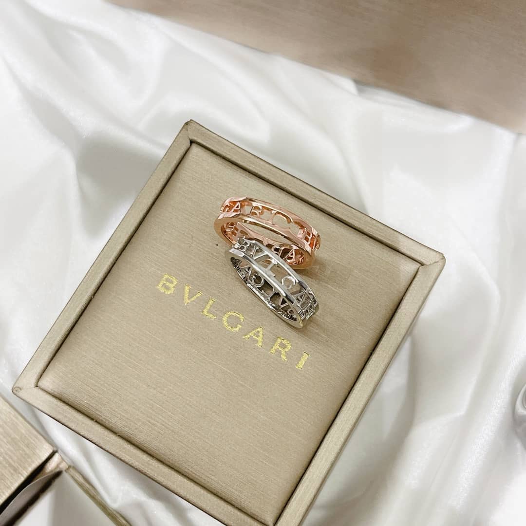 Fake Bvlgari Logo Ring