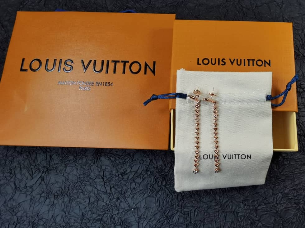 Luxury Louis Vuitton Classic AAA+ Earrings