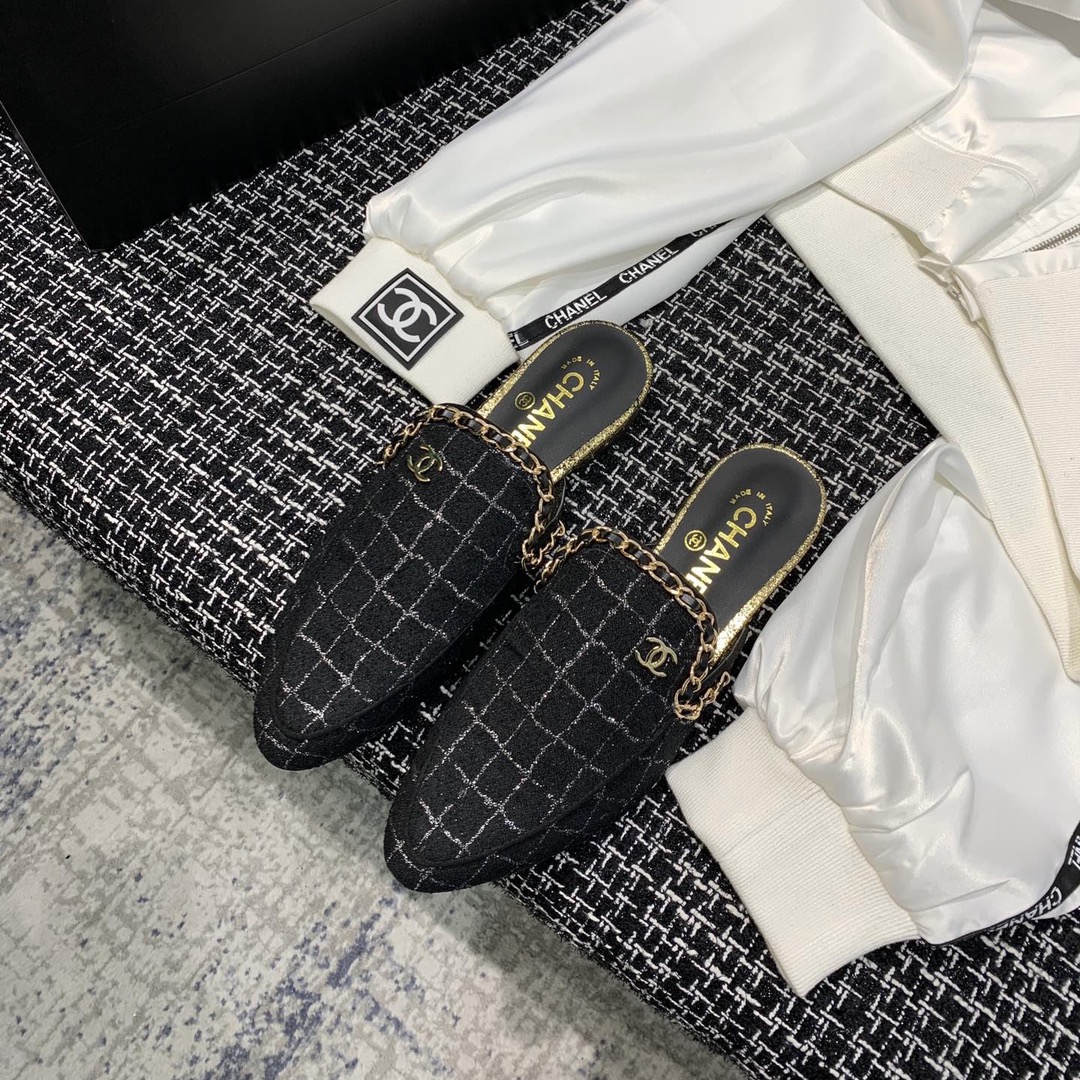 Chanel Shoes50