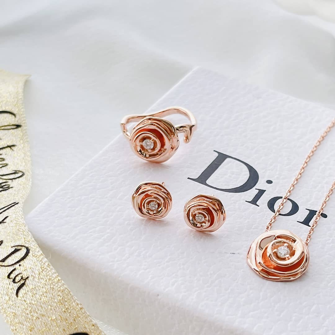 Dior Cheap Luxury Earrings