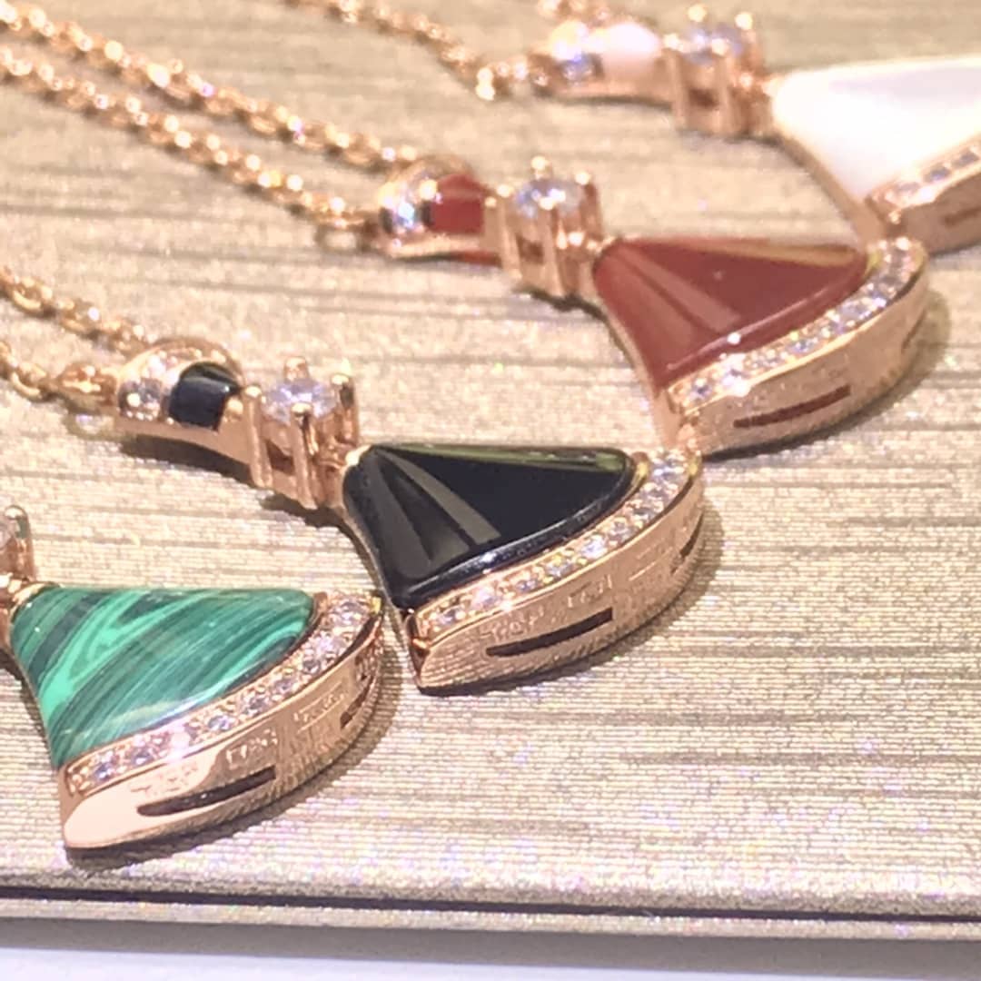 Replica Bvlgari Necklace