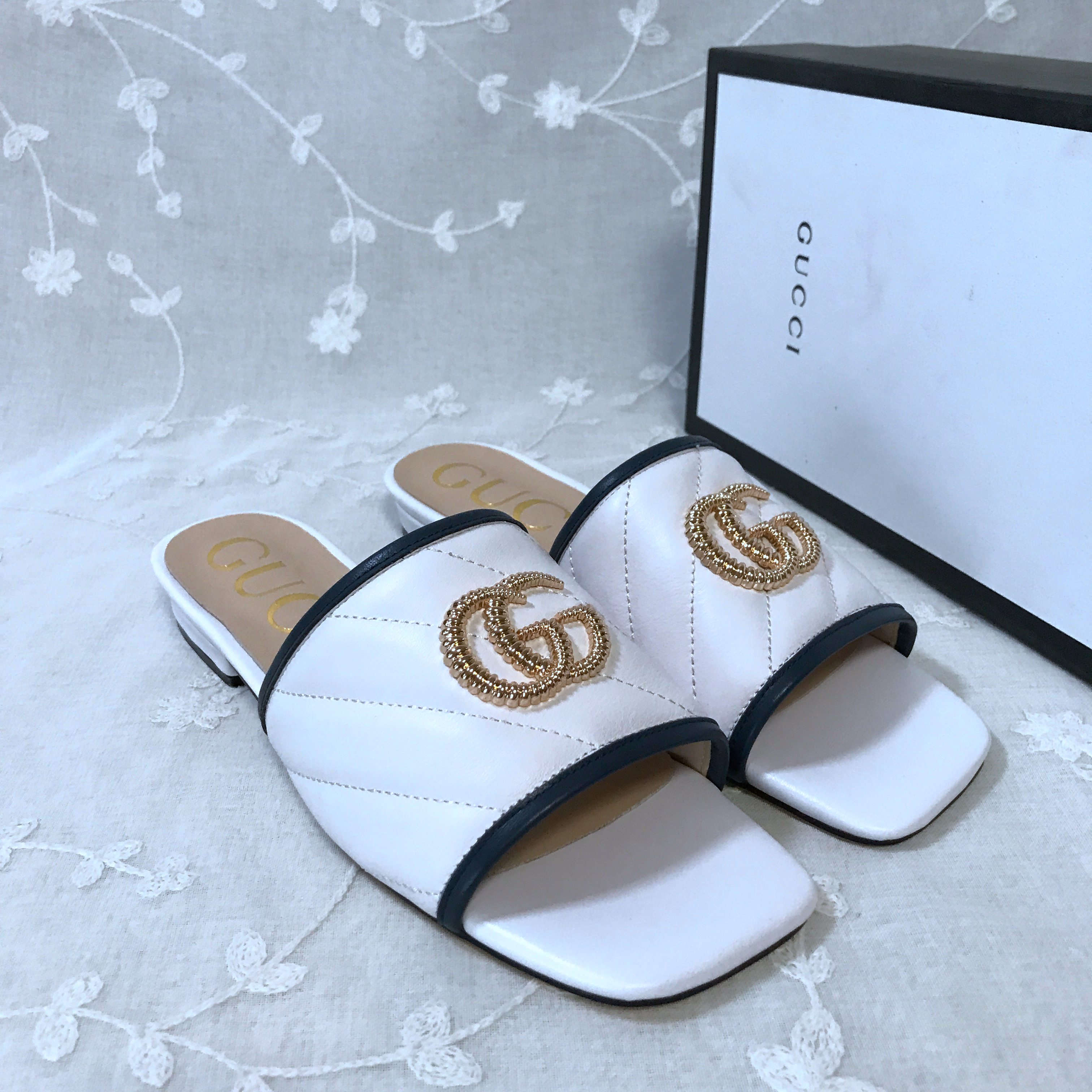 Gucci Slippers Shoes 1338263