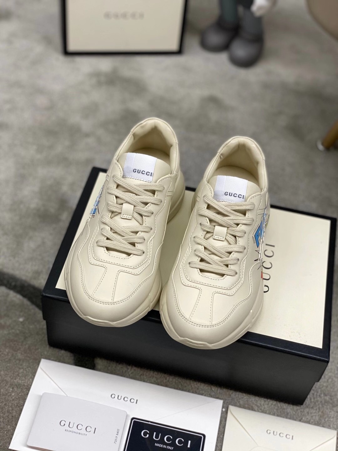 Gucci shoe51