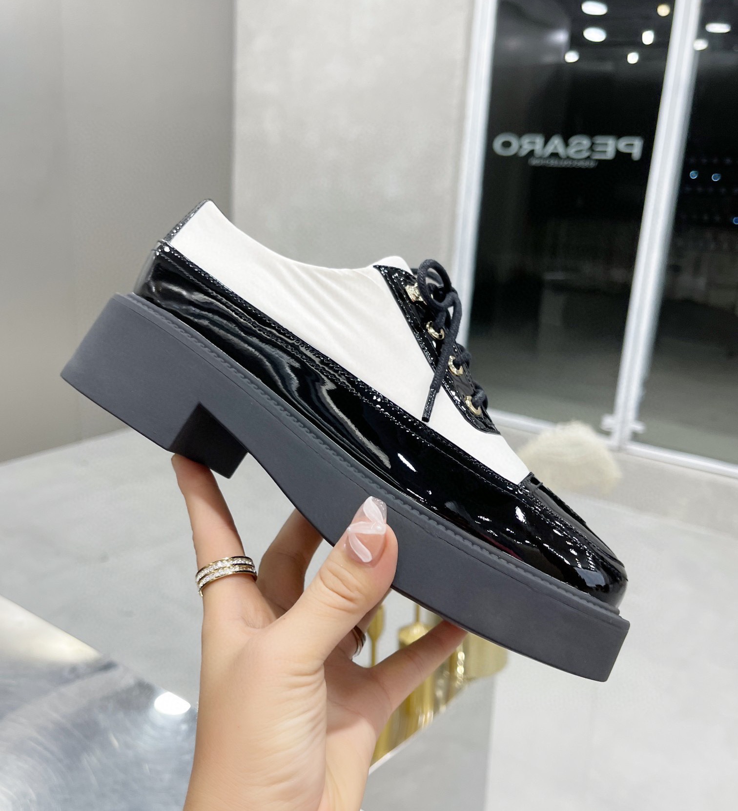 Chanel Shoes674