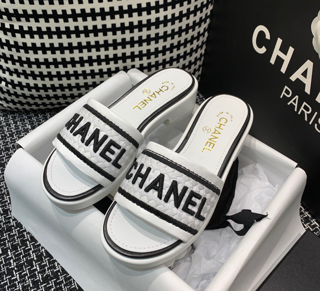 Chanel Shoes337