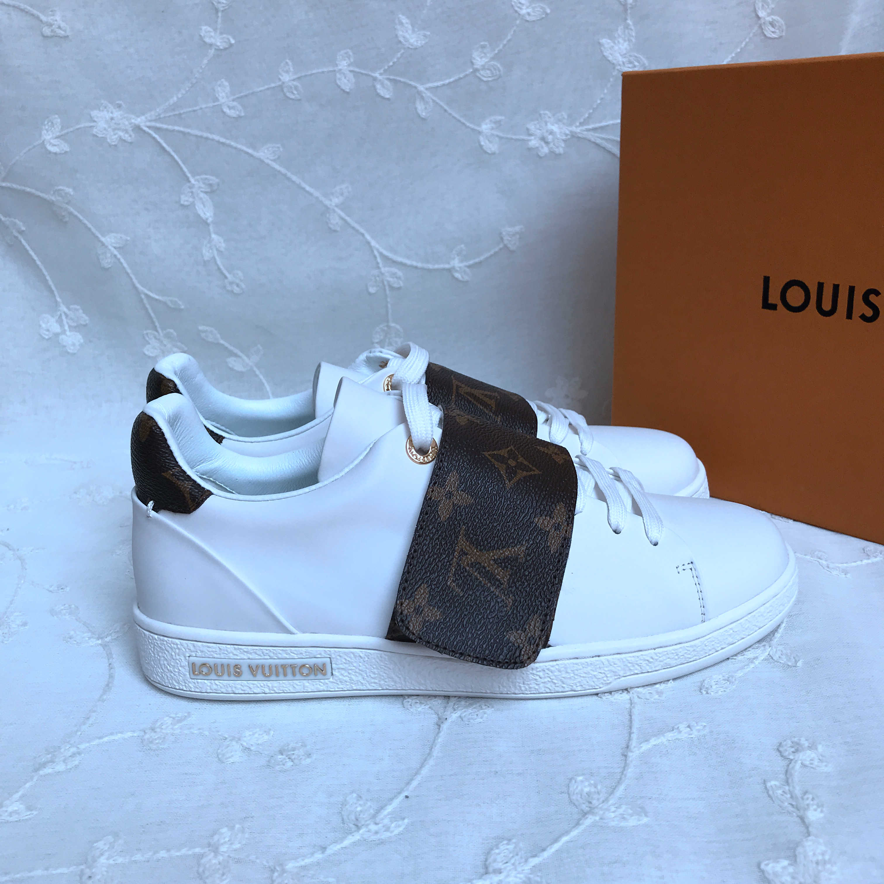 LV Casual Shoes 485765