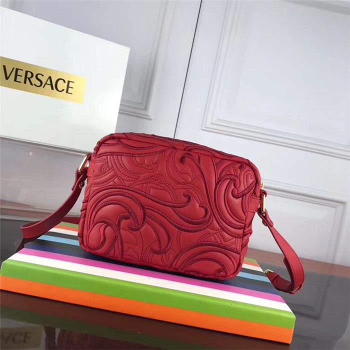 Versace AAA Quality Messenger Bags #664742