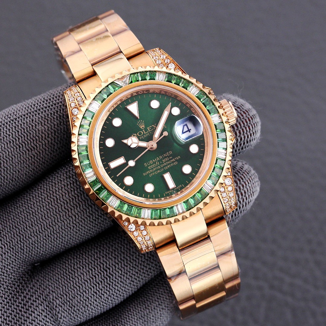 Rolex submariner Sub Diamond Gold