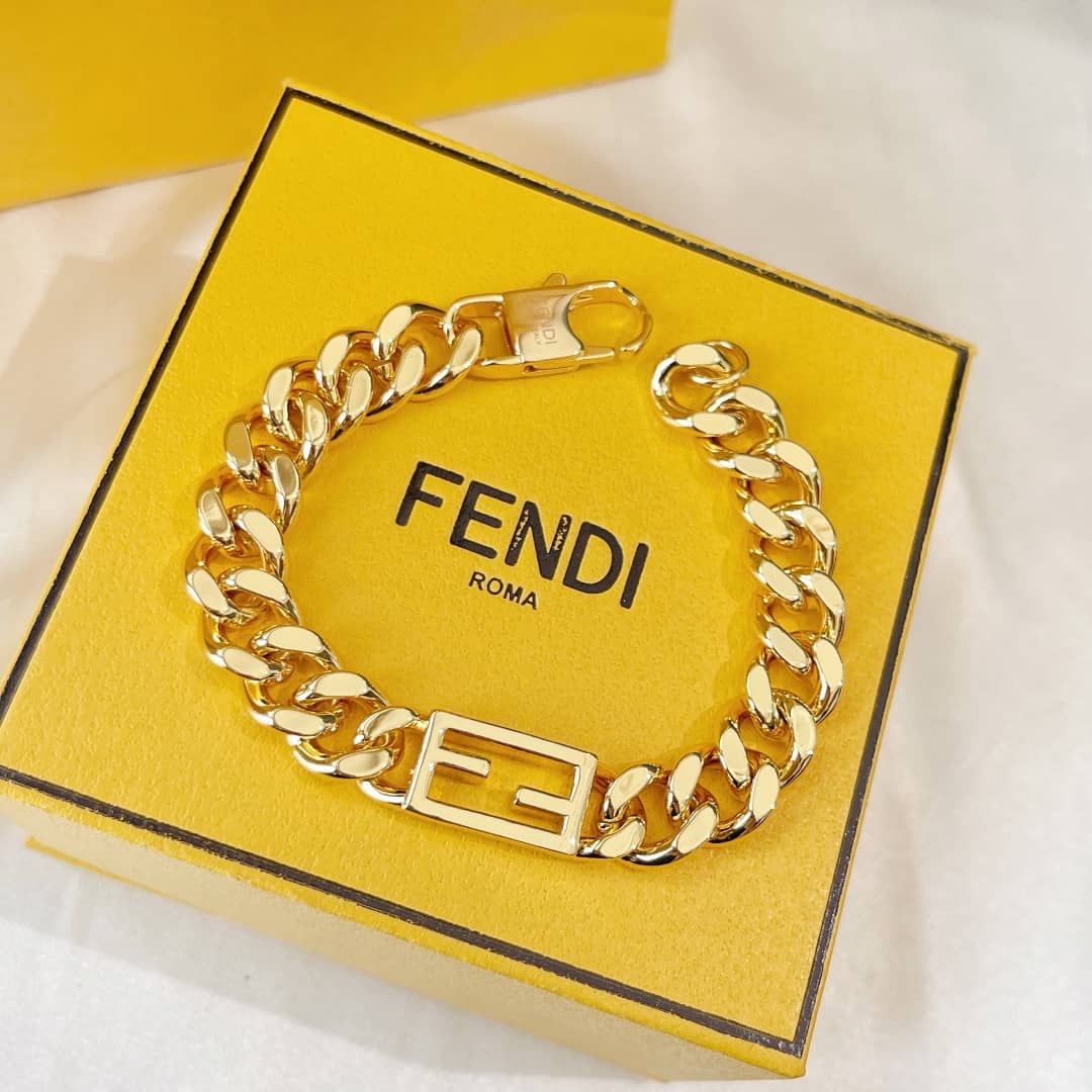 1:1 Fendi Bracelet Online