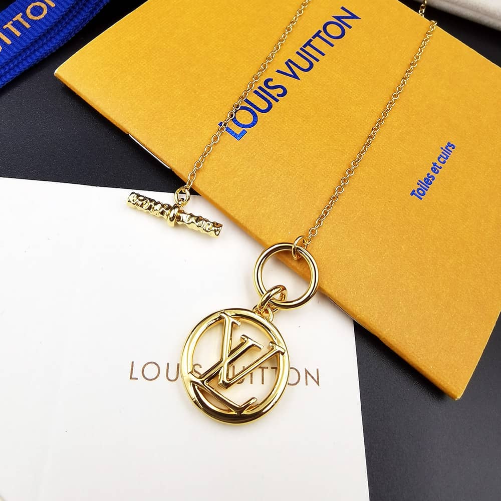 Wholesale Louis Vuitton Logo Necklace