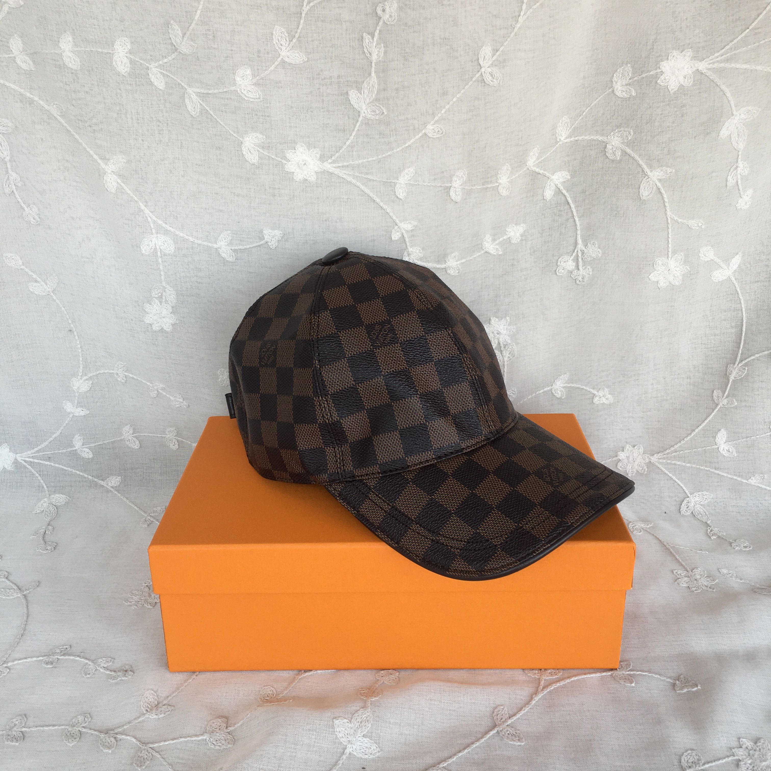 Lv Cap