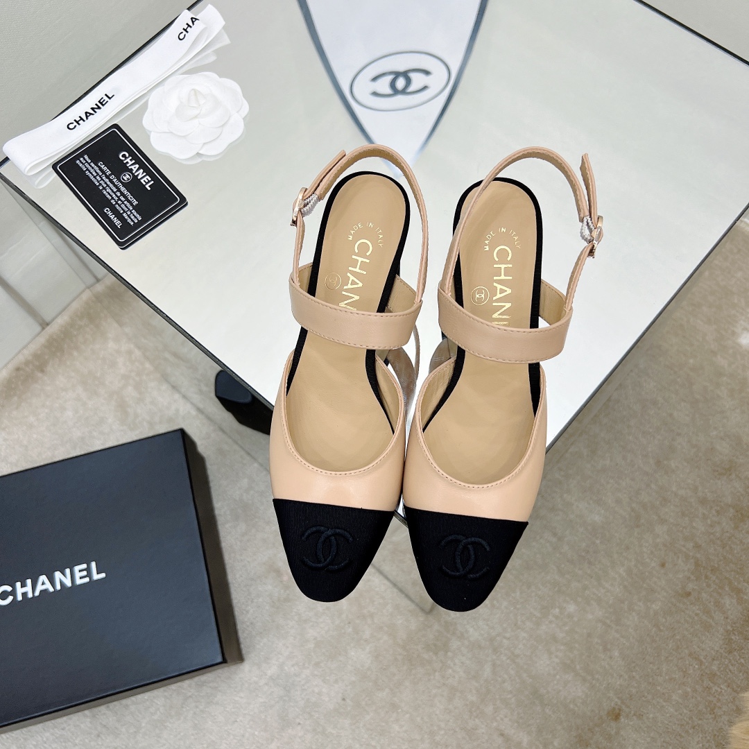Chanel Shoes145