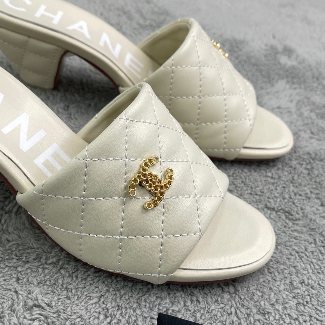Chanel Shoes87