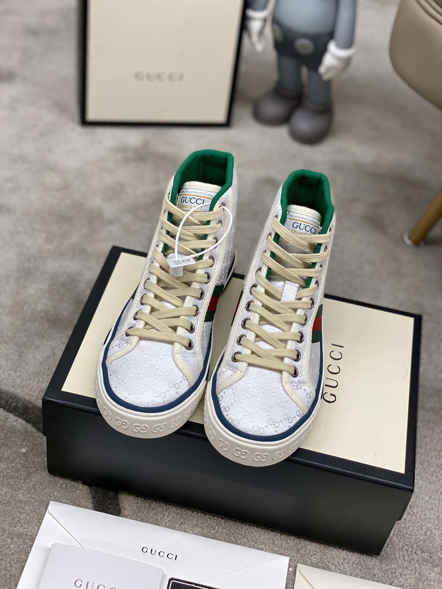 Gucci shoe217