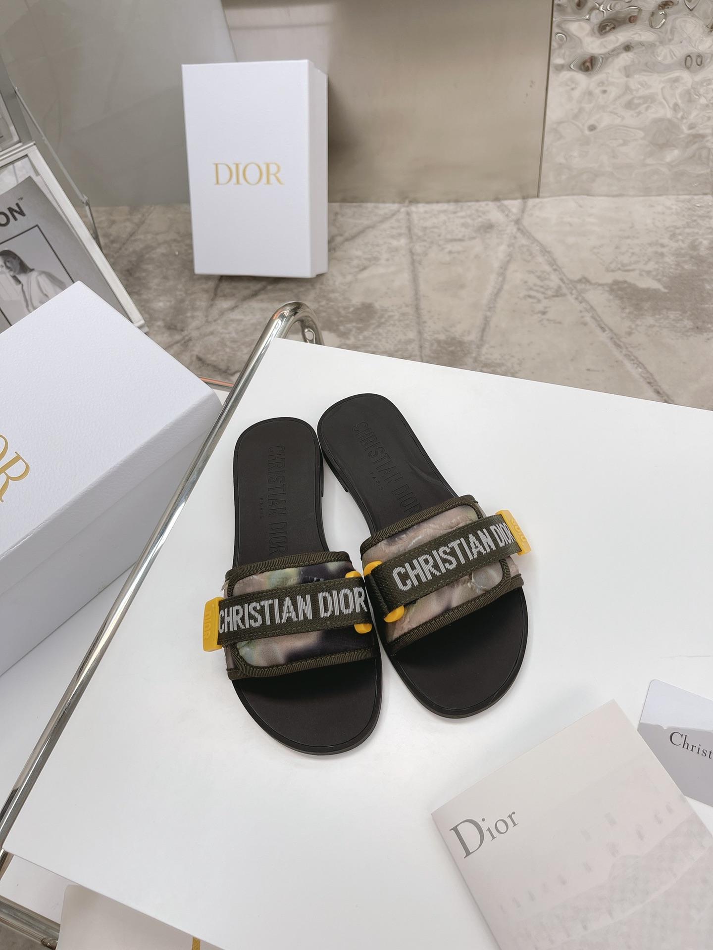 Dior shoes79
