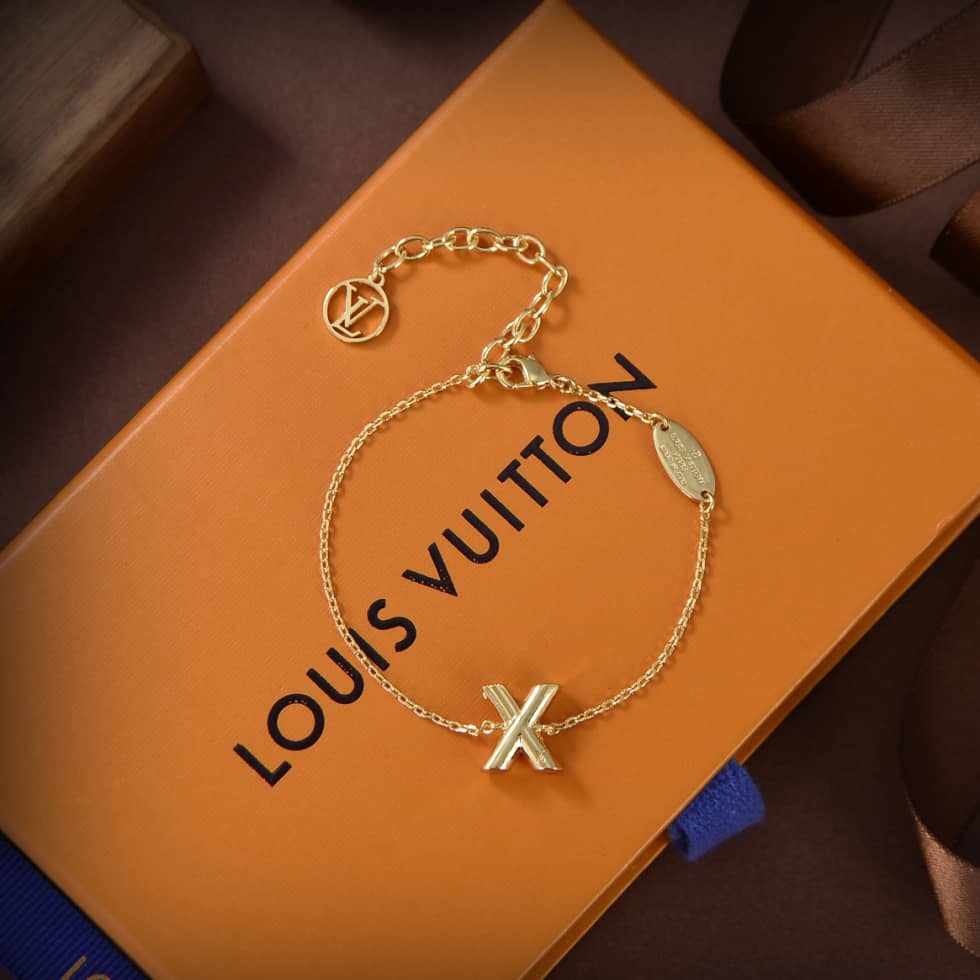 Designer Louis Vuitton Classic Bracelet