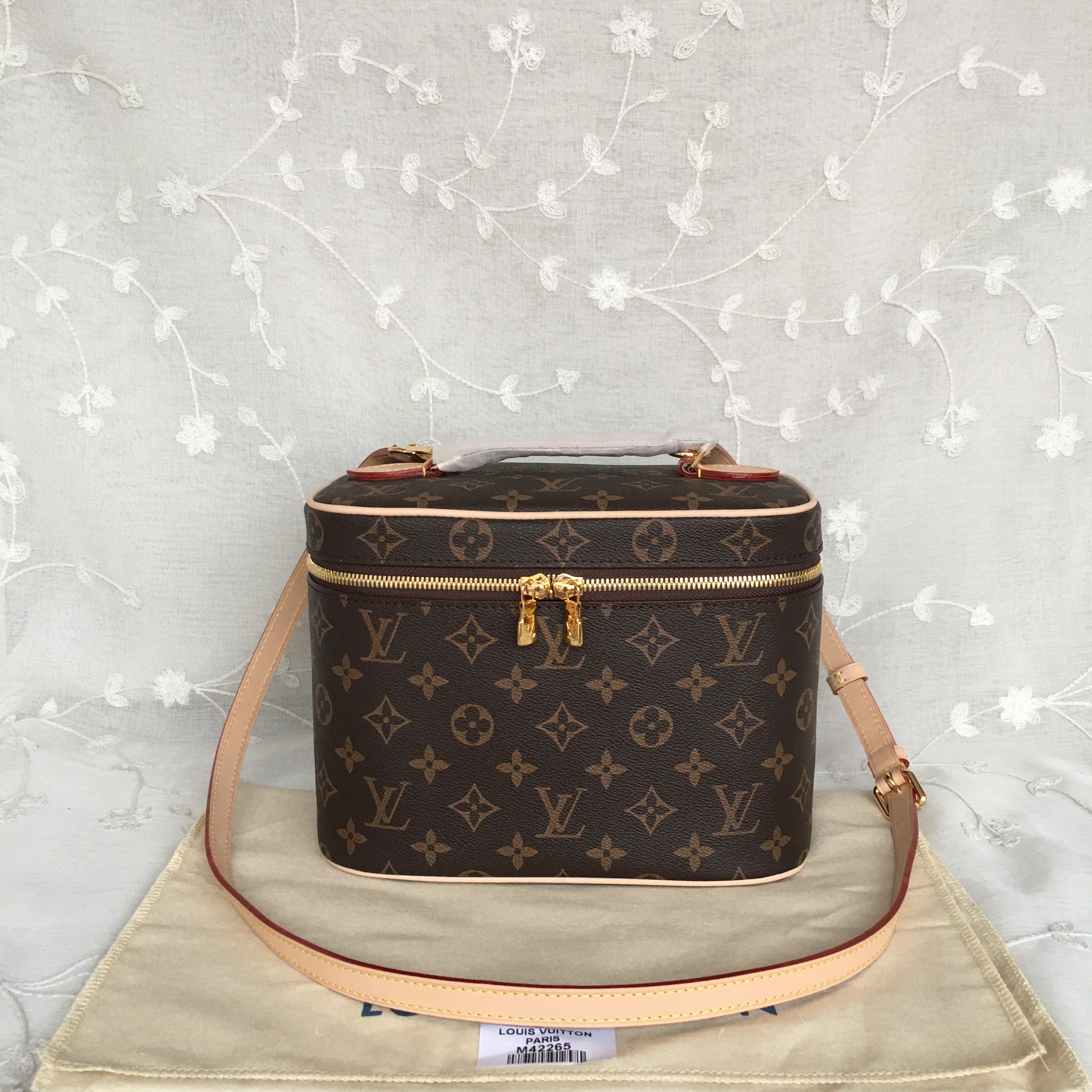LV NICE BB M42265