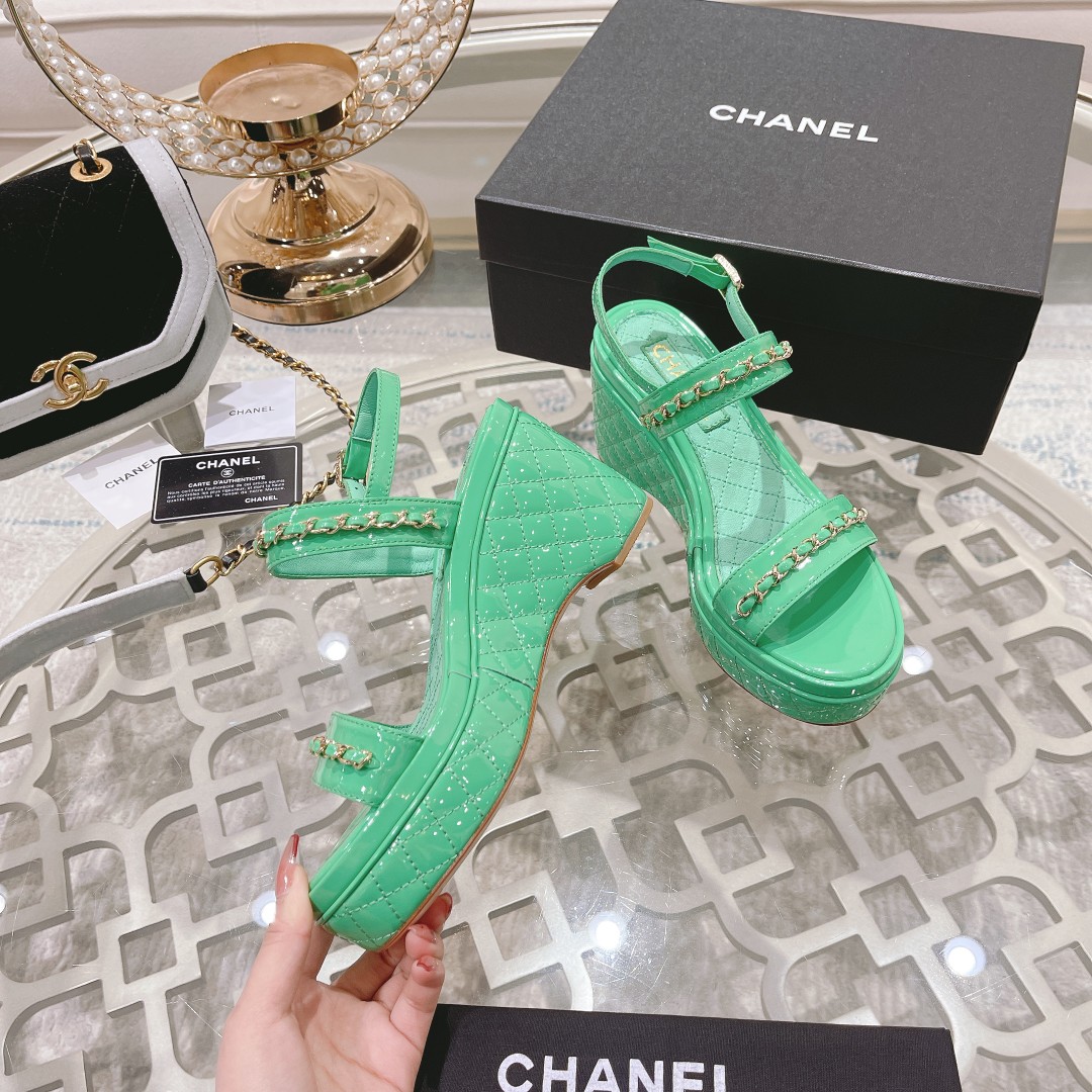 Chanel Shoes110