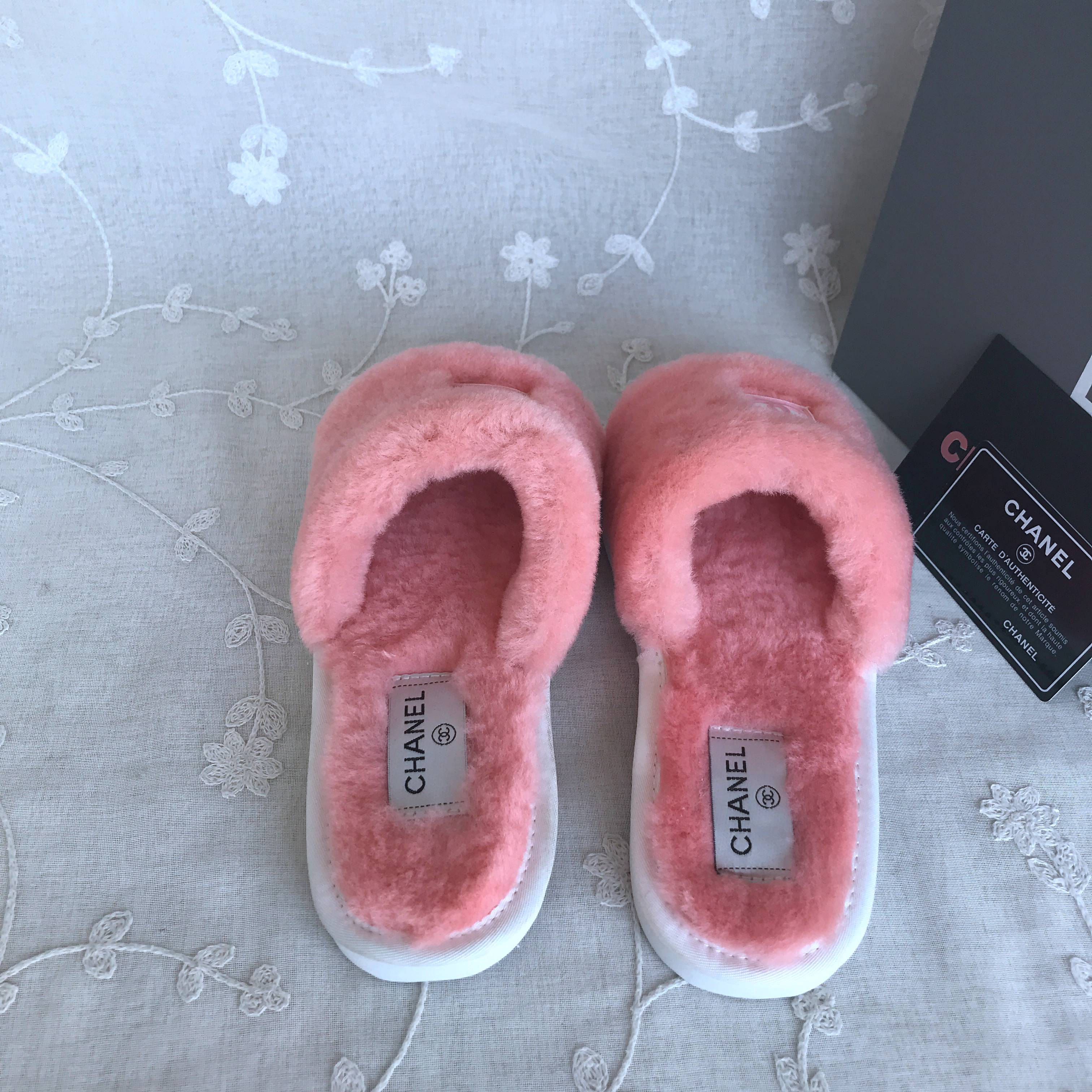 CC Wool slippers