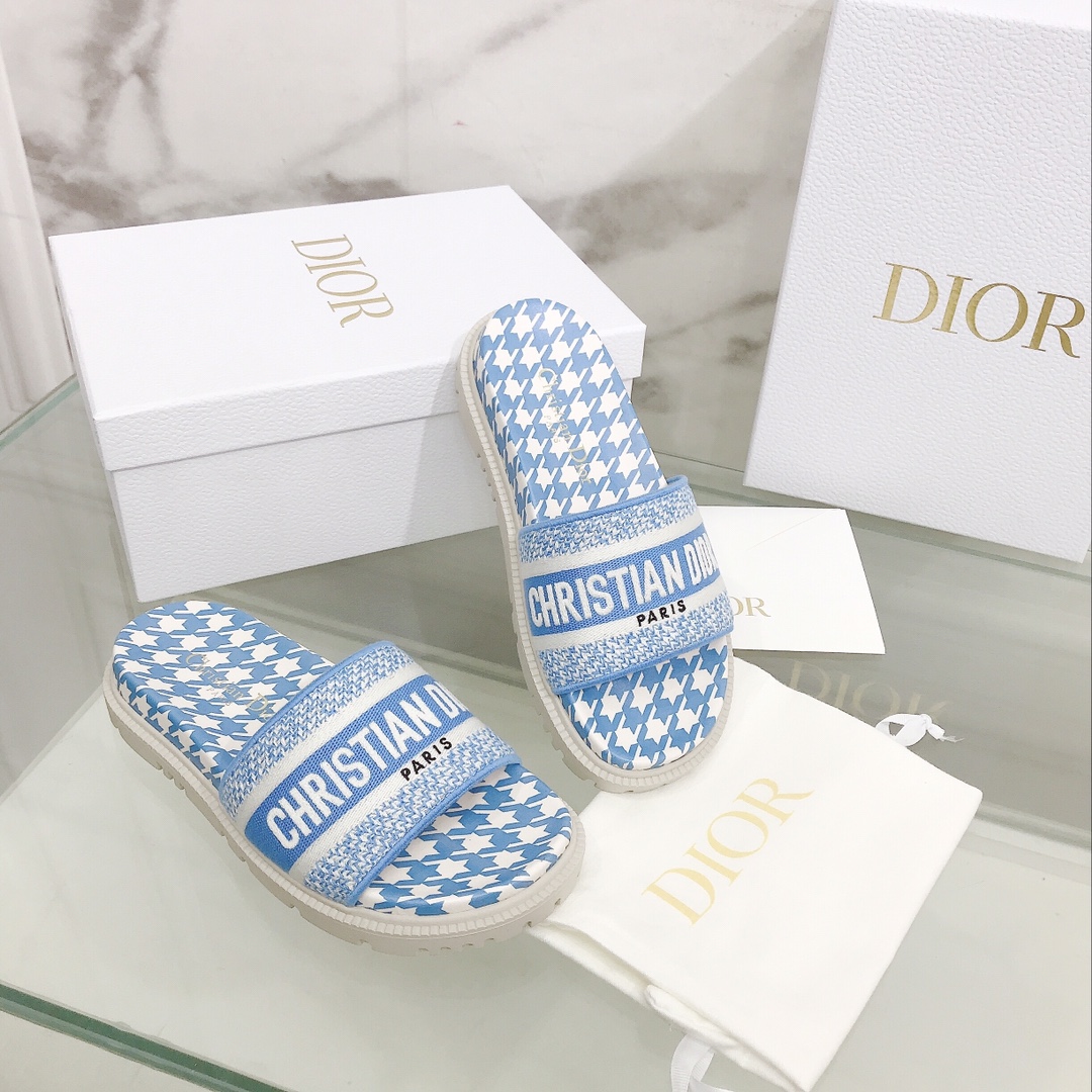 Dior shoes32