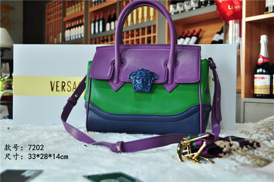 Versace AAA Quality Messenger Bags #596835