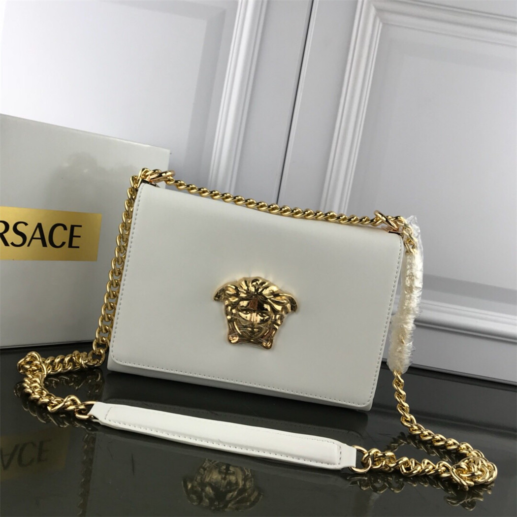 Versace AAA Quality Messenger Bags #720547