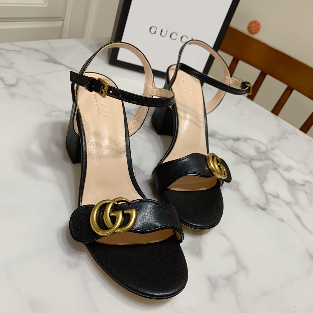 Gucci shoe425
