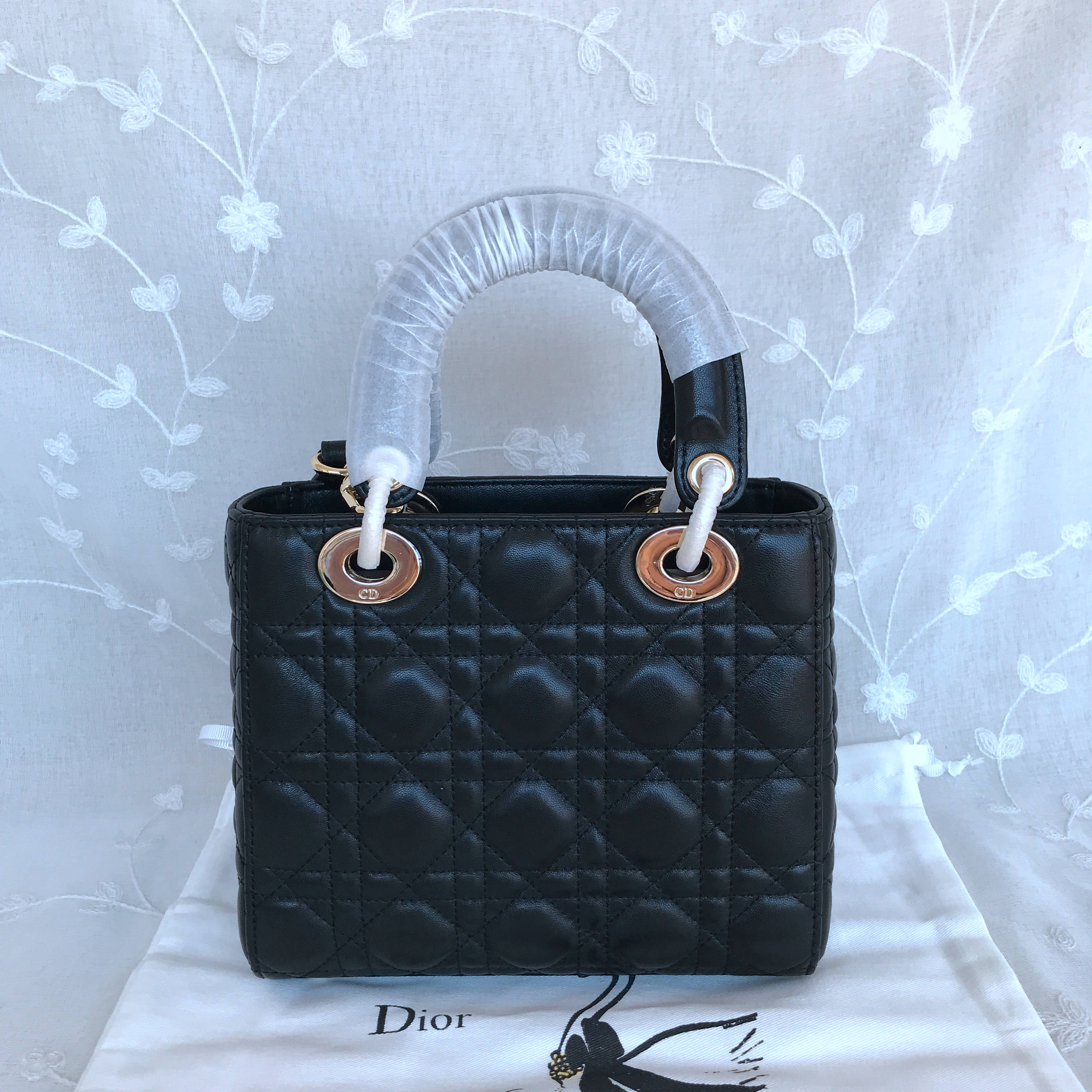 LADY DIOR MATTE CALFSKIN BAG 20cm m0532